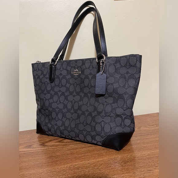 Coach Zip Top Tote In Signature Jacquard - Picture 4 of 7